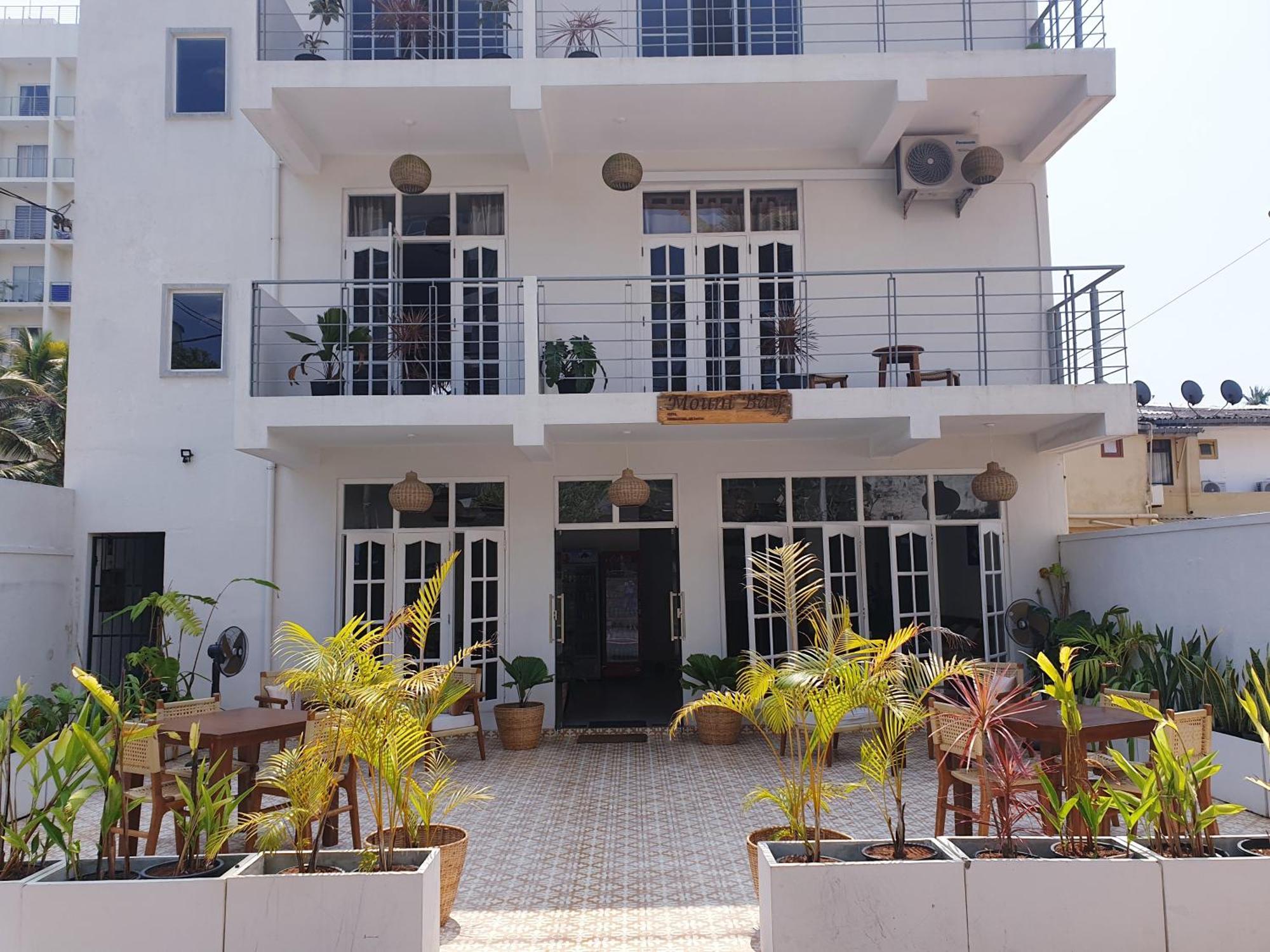 Mountbaylk Hotel Dehiwala-Mount Lavinia Exterior photo