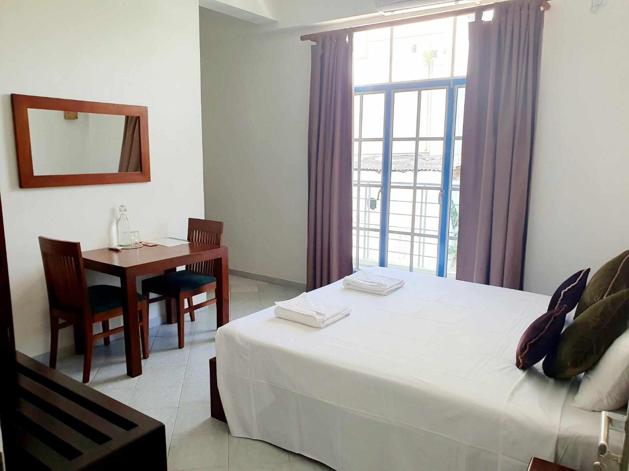 Mountbaylk Hotel Dehiwala-Mount Lavinia Room photo