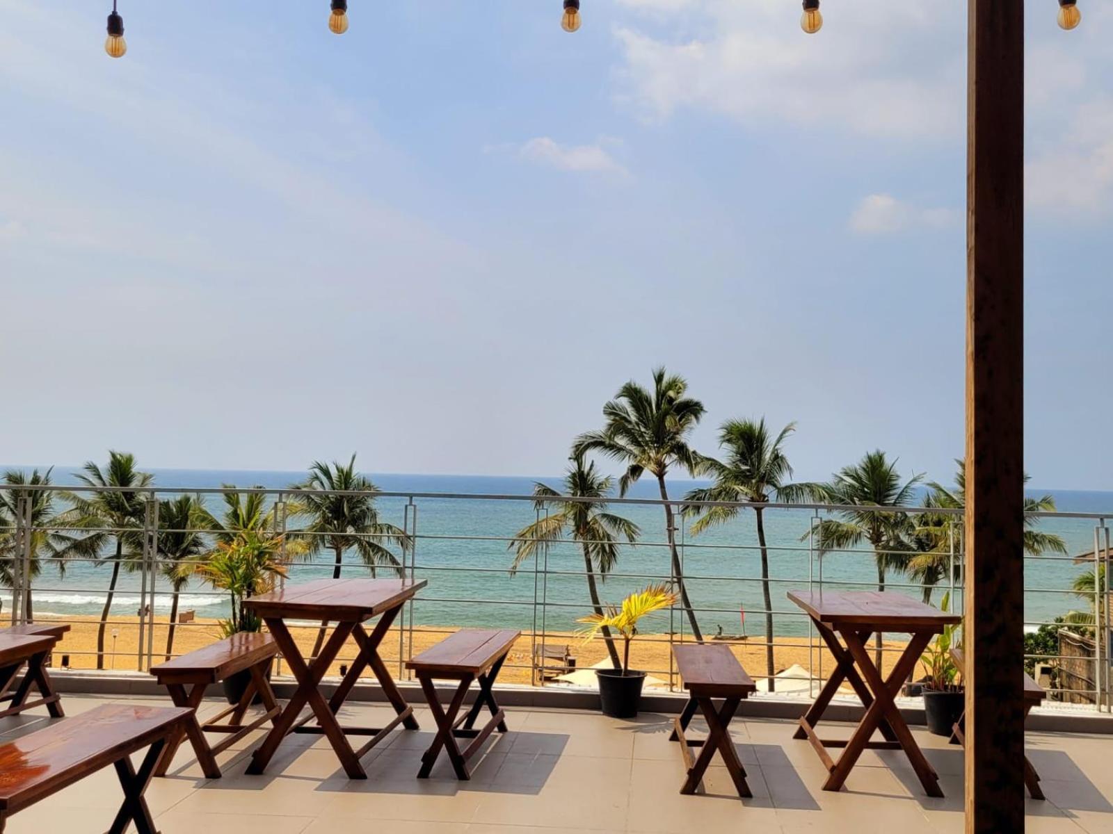 Mountbaylk Hotel Dehiwala-Mount Lavinia Exterior photo