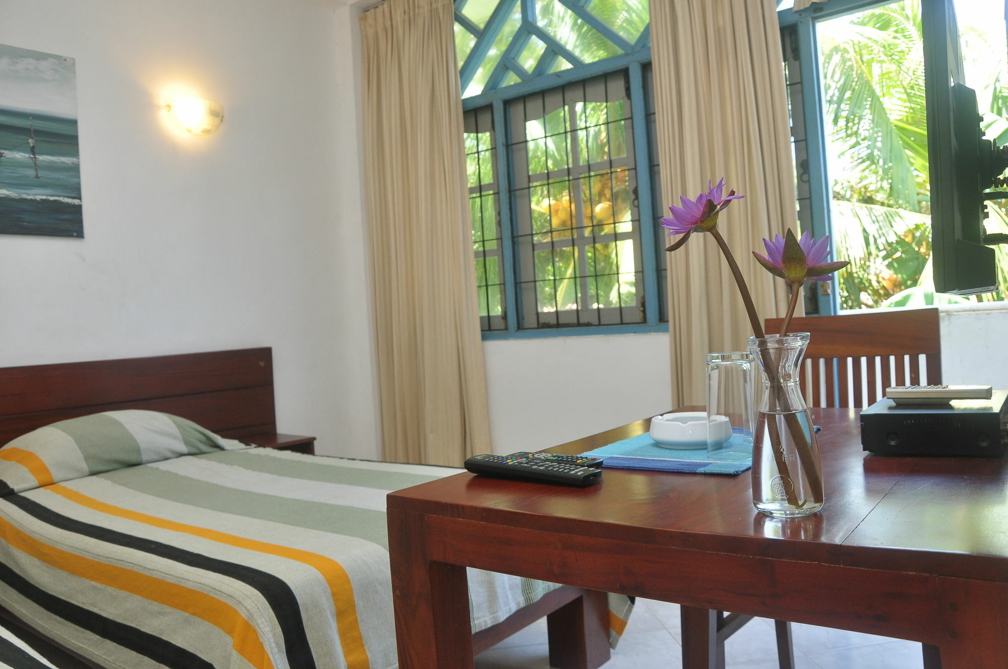 Mountbaylk Hotel Dehiwala-Mount Lavinia Exterior photo
