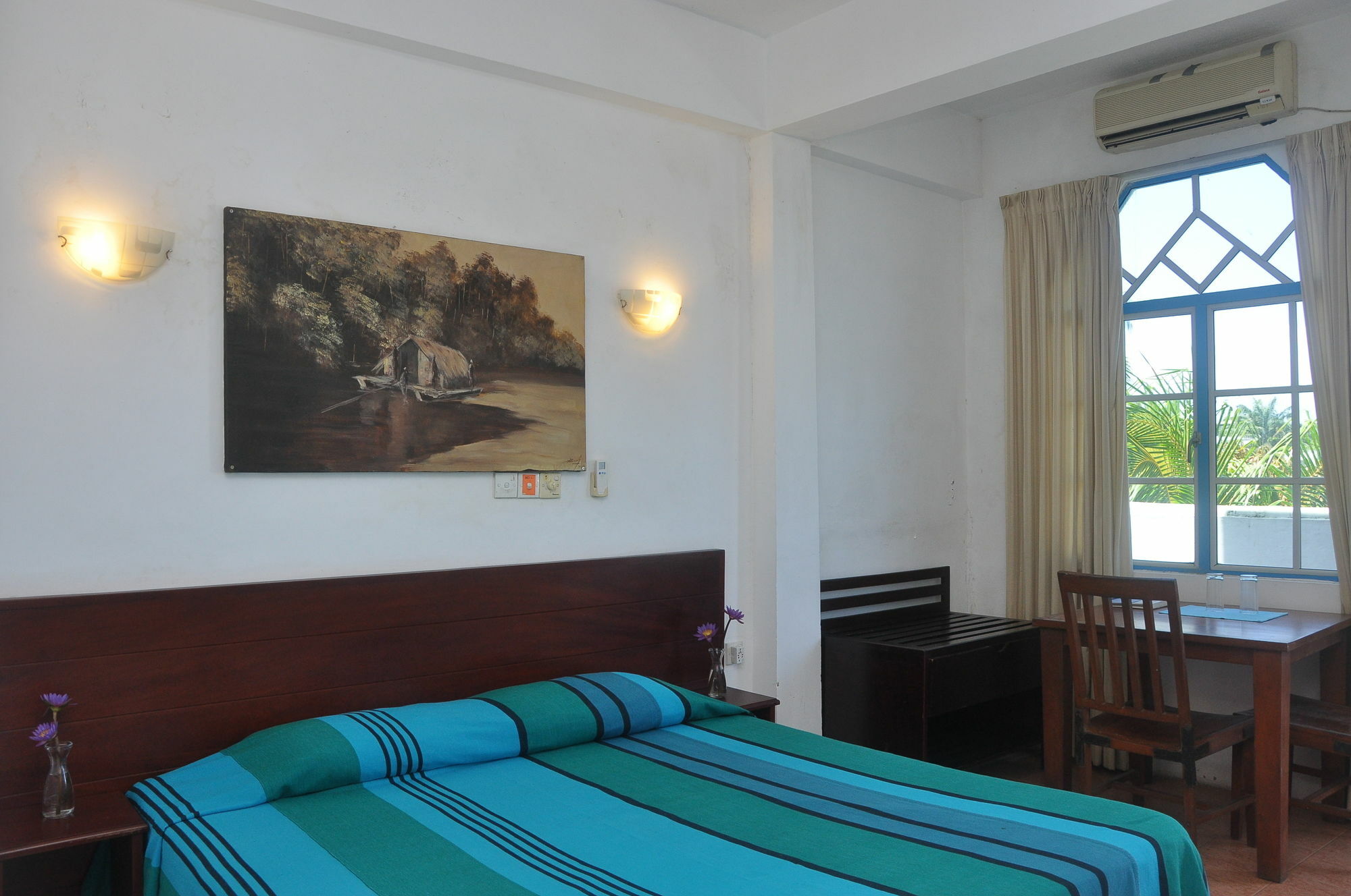 Mountbaylk Hotel Dehiwala-Mount Lavinia Exterior photo